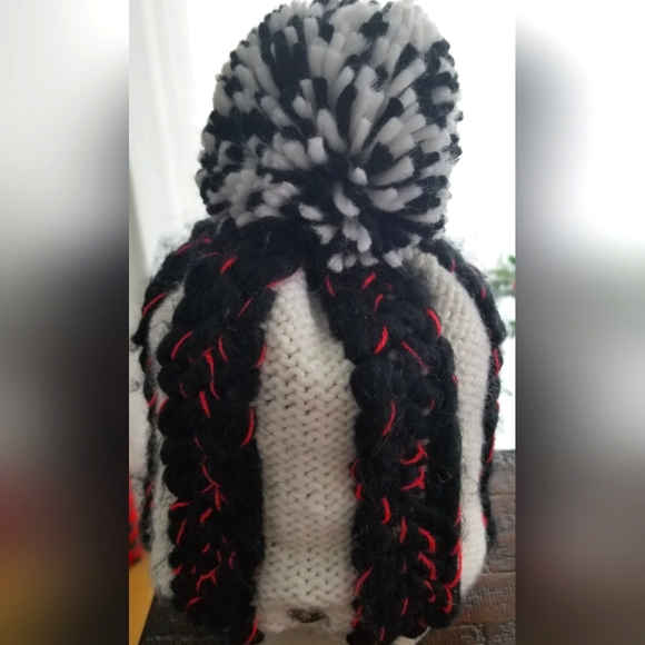 Spyder Accessories - Spyder Black & White, red Knit Pom Hat
